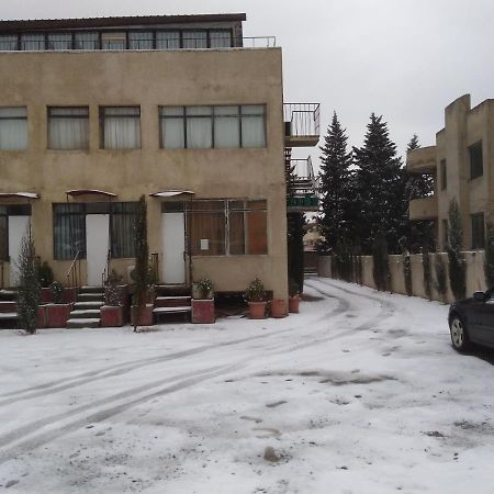 Guesthouse Star Georgia Tbilisi Bagian luar foto