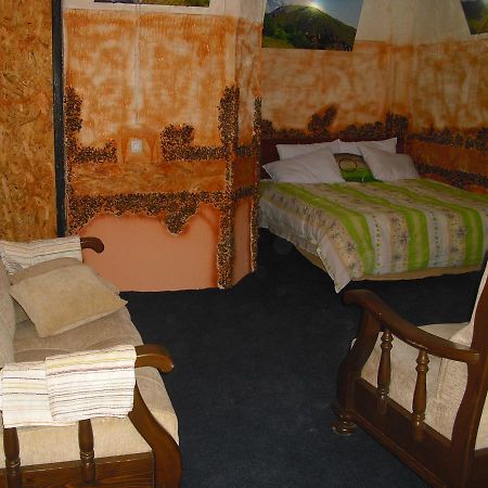 Guesthouse Star Georgia Tbilisi Bagian luar foto