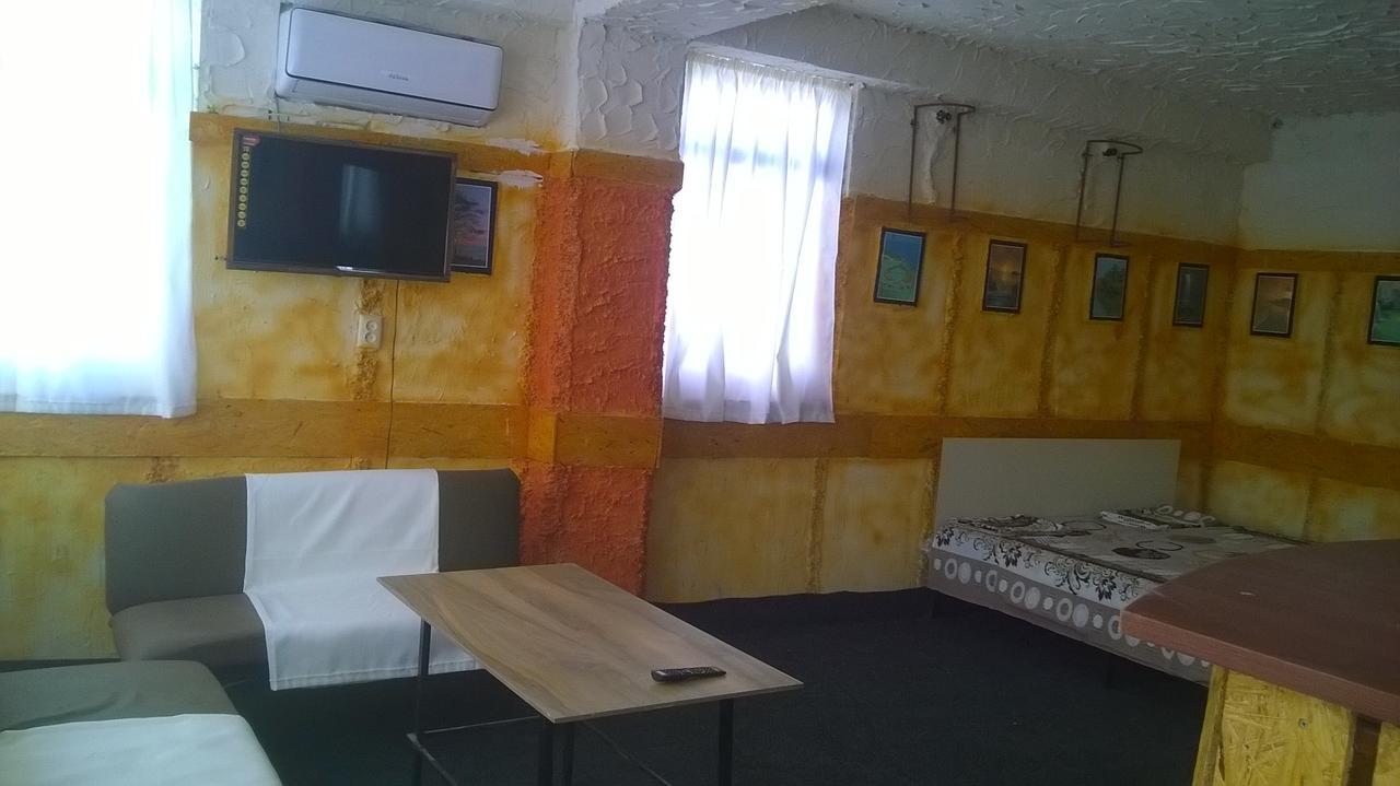 Guesthouse Star Georgia Tbilisi Bagian luar foto